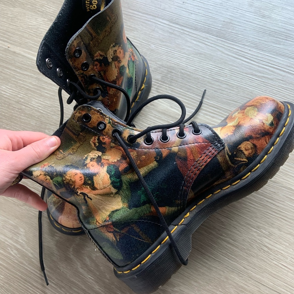 Hogarth Doc Martens